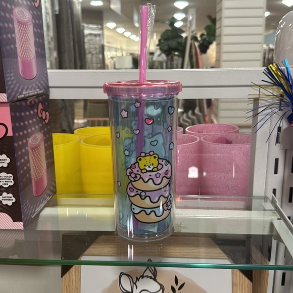 Hello Kitty Tumbler 20 oz Cup Travel Cup Teddy Bear Donut New - Picture 2 of 4